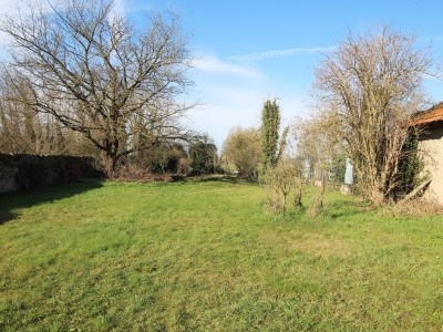 FERMETTE A VENDRE - LA TRUCHERE - 134 m2 - 205000 €