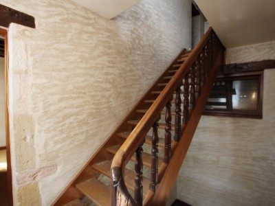 MAISON DE VILLE A VENDRE - TOURNUS - 117 m2 - 100000 €