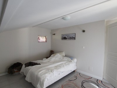 PLAIN PIED A VENDRE - TOURNUS - 76 m2 - 169000 €